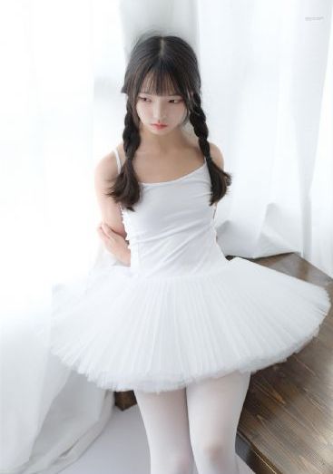 夏洛特charlotte_4K超清免费观看