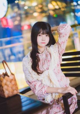 隔壁的女孩在线播放_1080P高清迅雷在线观看