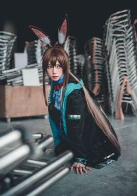 两个人免费视频高清播放_十万网红美女美酱