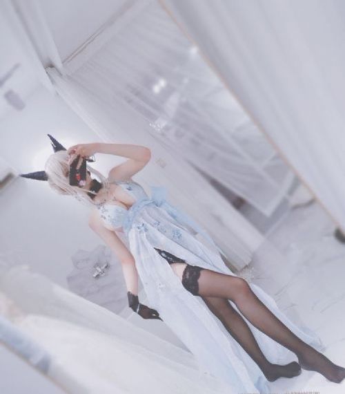 我父亲的女保姆是我的首选_BD超清免费观看